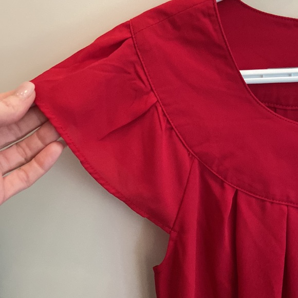 Red blouse - Picture 5 of 6